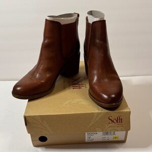 Sofft Sadova Whiskey Brown Leather Ankle Boots Size 8 / 39 NEW
